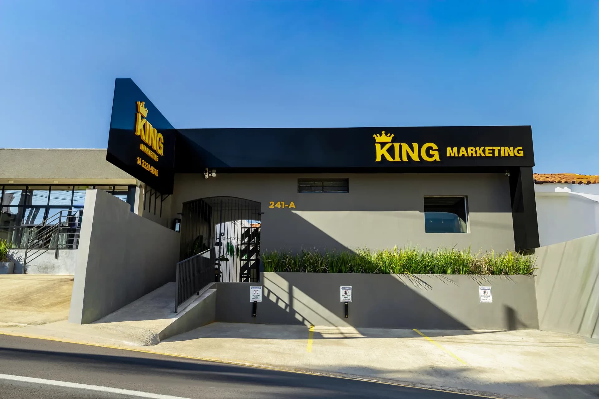 Fachada da KING Marketing em Marília-SP
